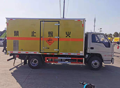 太子河爆破器材运输车